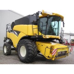 Moissonneuse batteuse New Holland CR 980 - 430 CV - 9,15 m de largeur de coupe - Année 2003