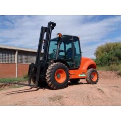Chariots frontaux C 300-350 H / HI AUSA - capacité 3.000-3.500 kg - traction 4x2 / 4x4 FullGrip® - hauteur 3,30-6,85 m
