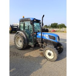 New Holland T4.75N - Tracteur viticole compact et polyvalent - 78 ch - Occasion bon état