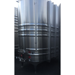 Cuve fond semi-oblongue - fond plat sur pieds - 171hl - fabrication 2008 - finition intérieure recuit brillant