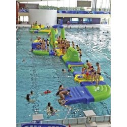 Structure de jeu aquatique modulaire gonflable Wibit