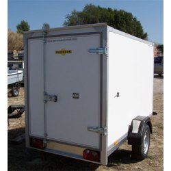 Petits fourgons Humbaur - toit translucide, charnières inox, PTC jusqu'à 1300 kg