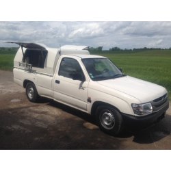 Déboucheur Toyota Hilux D4D (V.L) - équipé HUWER/HYDROVIDE - pompe HP SPECK 270 bars, 53 l/min - cuve 400L