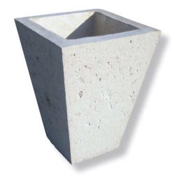 Vase cône en pierre reconstituée - Jardinière autostable, résistante au gel et aux vents - Fabrication française