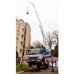 Location camion grue et nacelle - idéal pour le BTP, façades, éclairage public et élagage