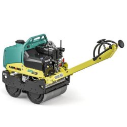Rouleau à guidage manuel avec un démarrage électrique ou à manivelle - ammann arw 65 avec moteur diesel hatz