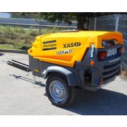 Compresseur mobile insonorisé - 2 500 litres - disponible en location pour outillages et marteaux piqueurs pneumatiques
