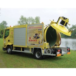 Combiné hydrocureur sur Renault - capacité 4.250 litres - moteur Hatz diesel 4L41C