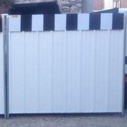 Barrière amovible pleine ID PROTECH EPAD - bac acier laqué ou tôle anti-affiche, 2m x 2m