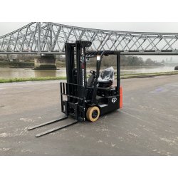 Chariot élévateur électrique Lithium-Ion CPD18TVL - 1800 kg - Batterie Li-Ion EP 80V avec chargeur intégré monophasé 35A