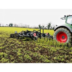 Déchaumeur à dents BLACKBEAR EVO 460 - 4,60 m - Quivogne - Puissance et polyvalence