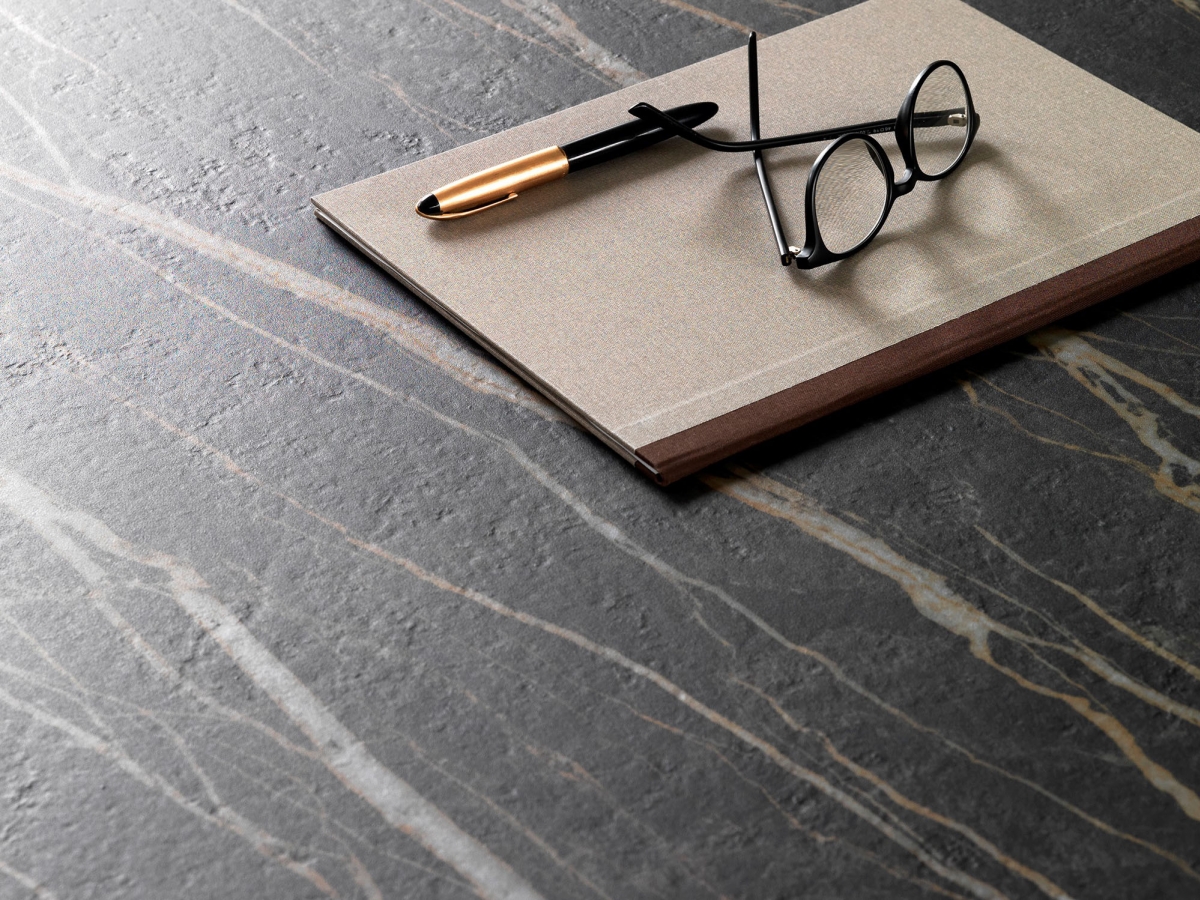 Table de réunion design épuré et élégant - WING et WING GLAMOUR - personnalisable avec finitions variées_9