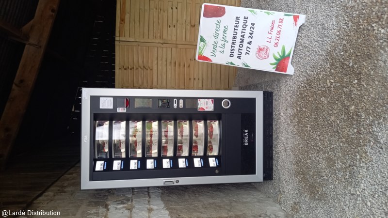 Distributeur  à plateaux tournants réfrigérés pour la vente de maximum de petits conditionnements sur un minimum d'espace - FAS  Easy 6000_9