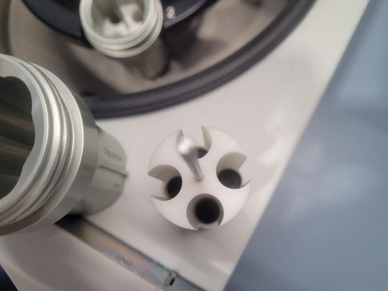 Centrifugeuse réfrigérée EPPENDORF 5702R avec rotor A-4-38_9