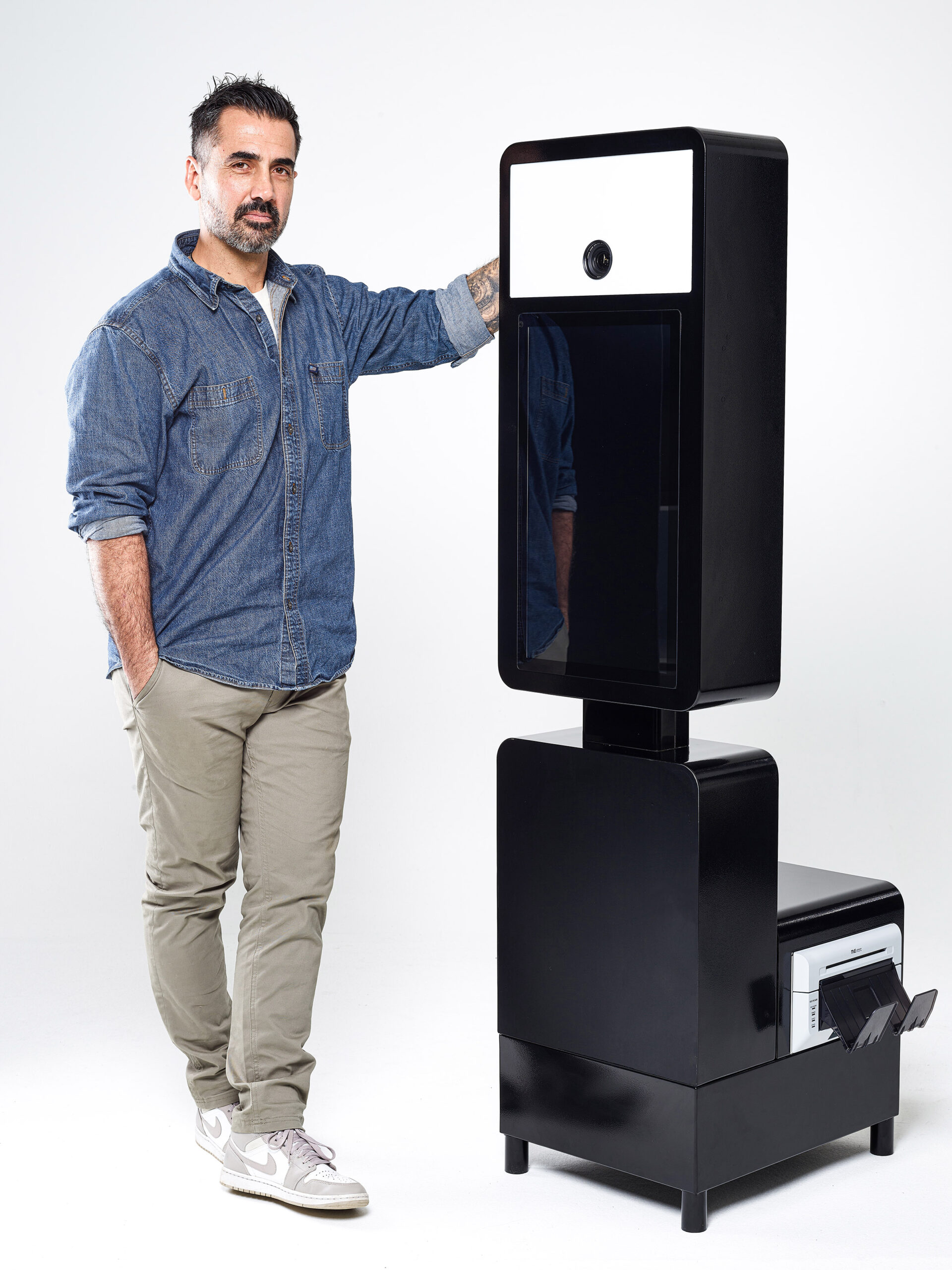 Borne selfie élégante, performante, pratique et personnalisable - Le Photoshaker_0
