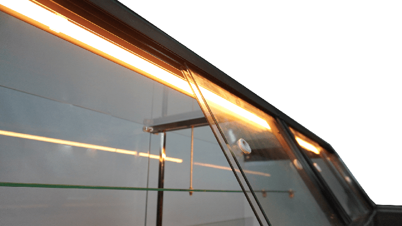 Vitrine réfrigérée de comptoir avec service-arrière 196,5 x 90,2 cm + 2 réserves réfrigérées_9