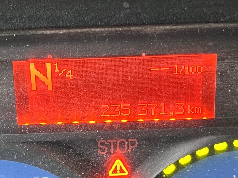 RENAULT kerax bibenne 4x2 370dci_9