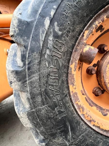 Case 580 Super R Serie 2_9