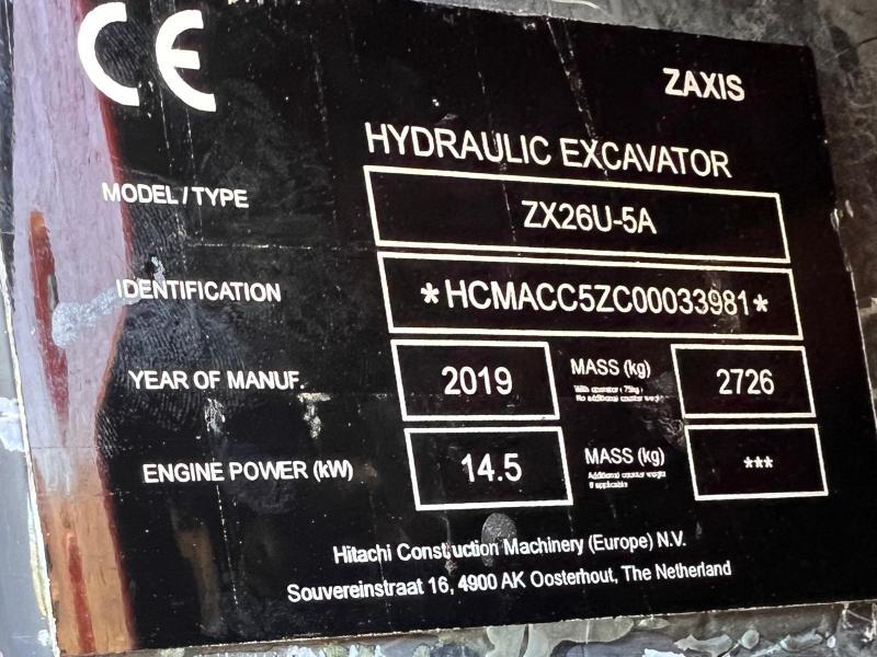 HITACHI zx26u-5a mini pelle 2,7t_9