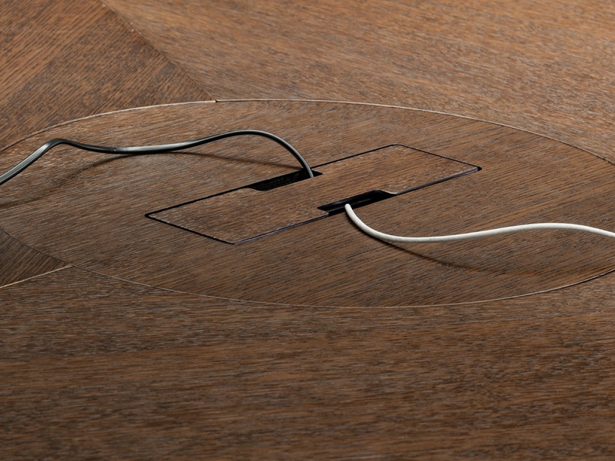 Bureau de direction METAR - bois et métal - formes ergonomiques - design haut de gamme_9