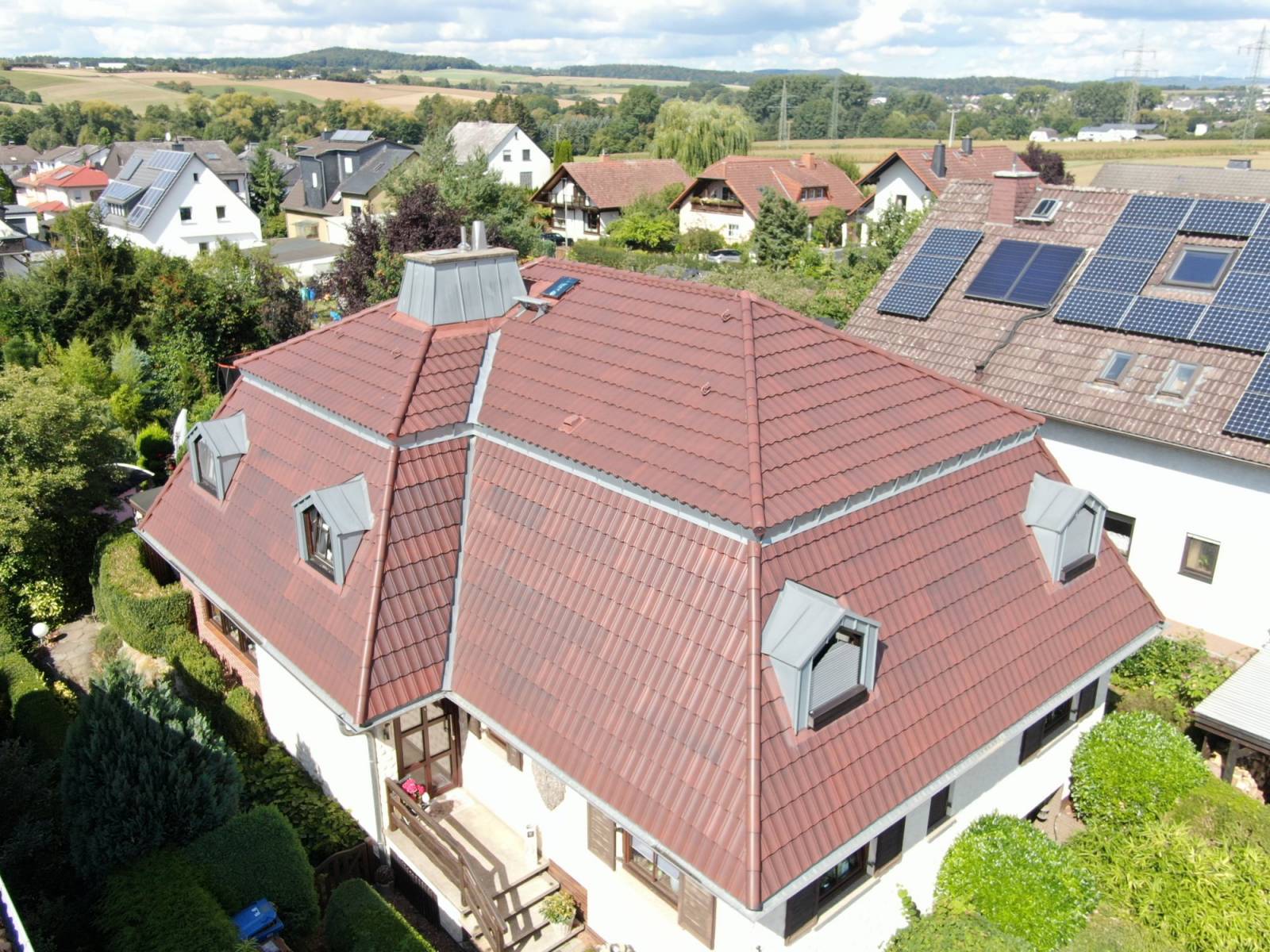 Tuiles en acier galbées classiques - Double structure brevetée anti-bruit - METROTILE® Thermolaqué XBOND ACOUSTIC_9