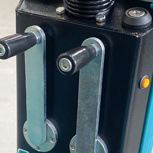 Autolaveuse autoportée T90/70R - rendement maximal réel 3500/2100m2/h - réservoirs grande capacité et double brosse_9