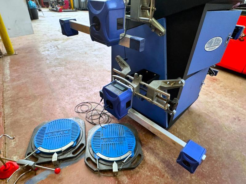 TWIN BUSCH tw 115 banc de géométrie_9