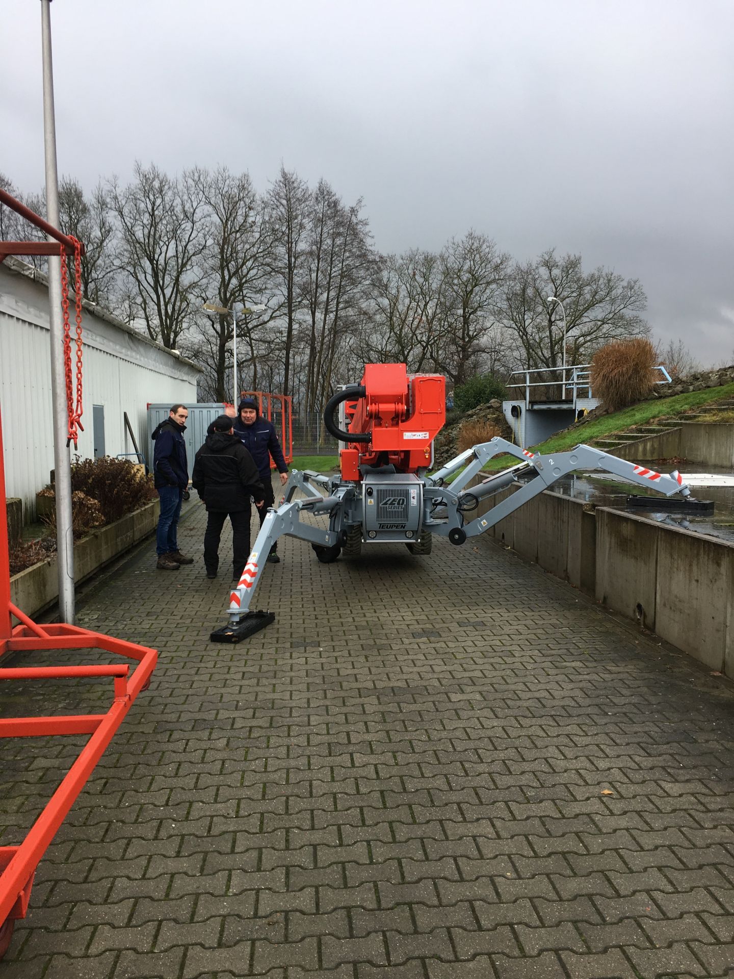 Nacelle araignée hautement performante avec bras protégés des chocs