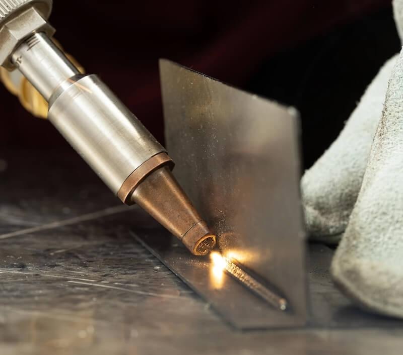 Poste à souder laser manuel ma1-35 800w - theo by max photonic_9