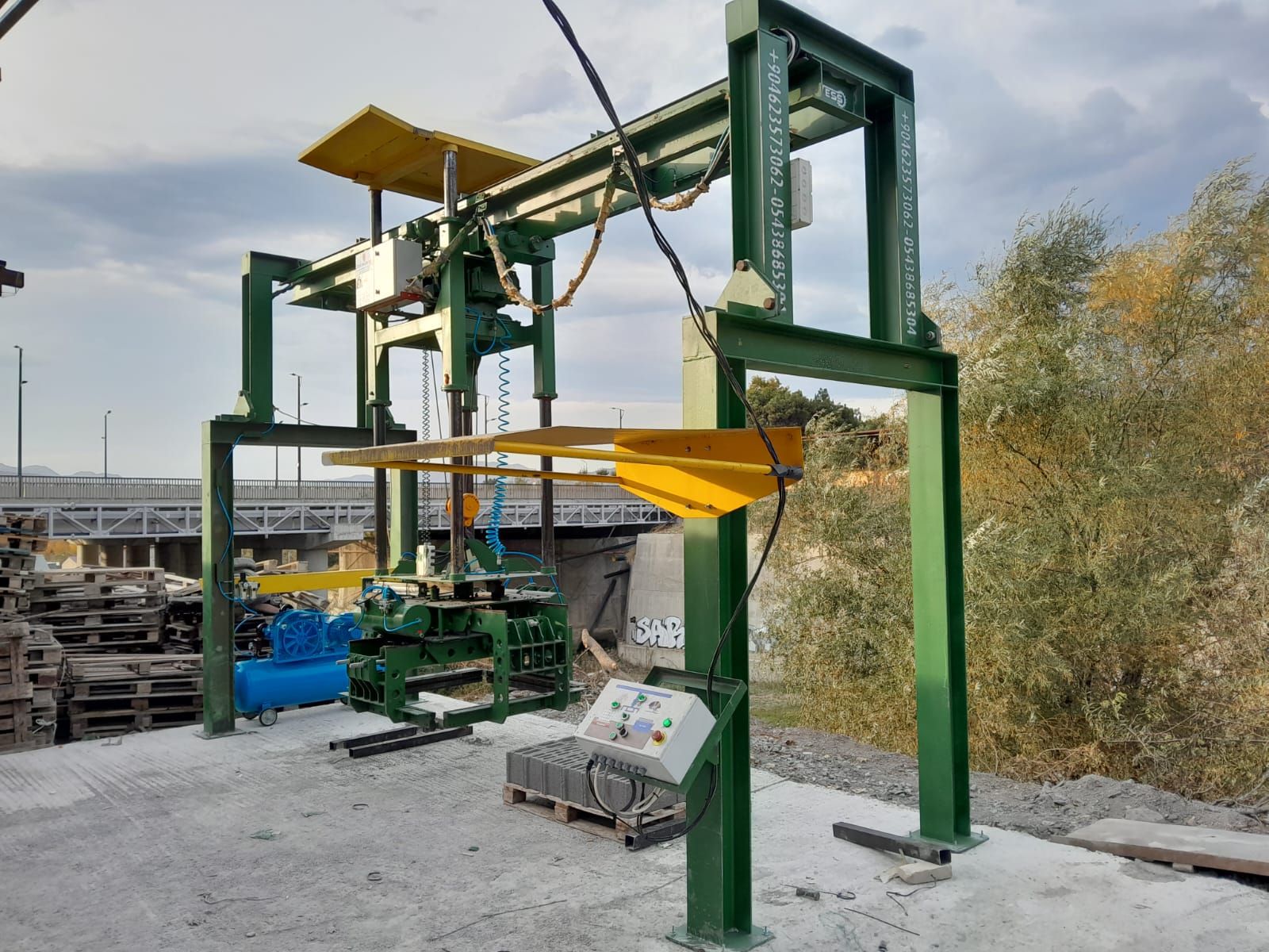 Machine à briquettes PRS-600 - Semi-automatique, capacité 6 000 briquettes/8h, économique et fiable_9