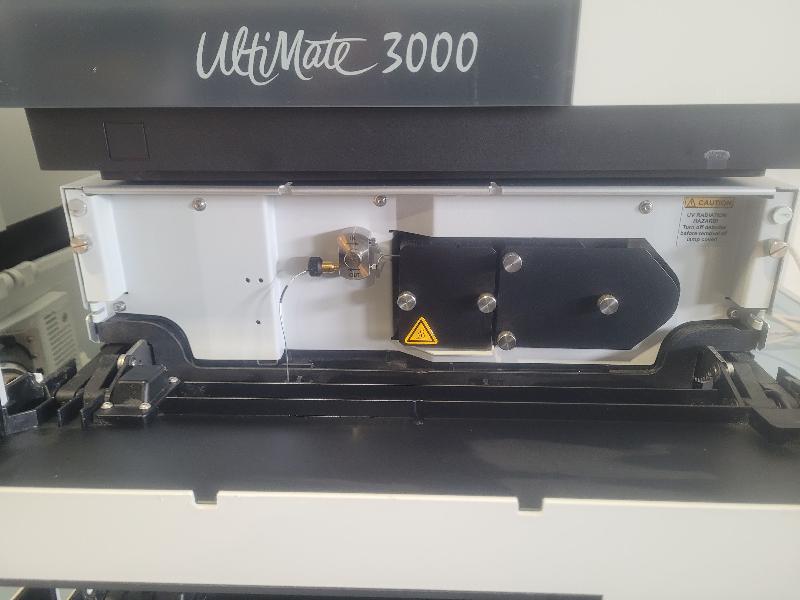 Système de chromatographie hplc shimadzu / dionex ultimate 3000 uhplc_9