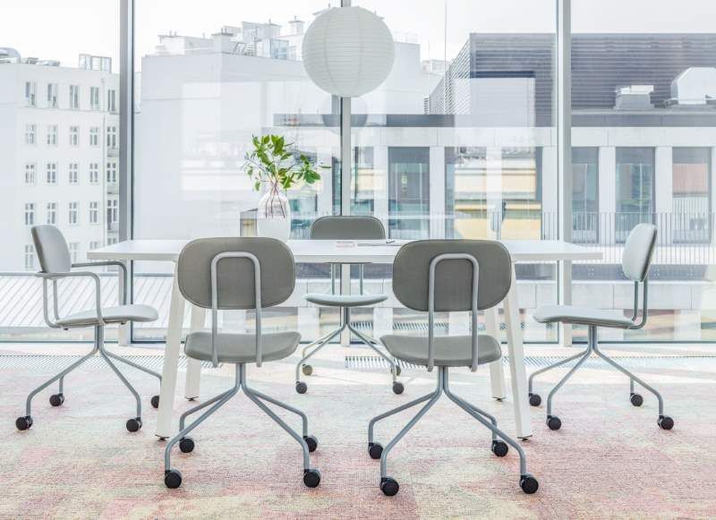 Chaise empilable NEW-SCHOOL - design vintage, configurable et polyvalente_9