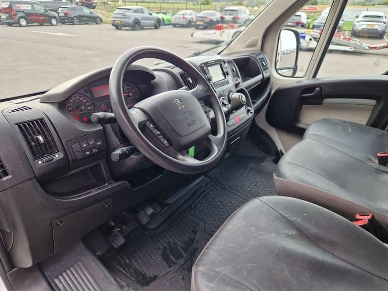 PEUGEOT BOXER Double Cabine Occasion - 130 ch, 108 000 km, 7 places, GPS, climatisation_9