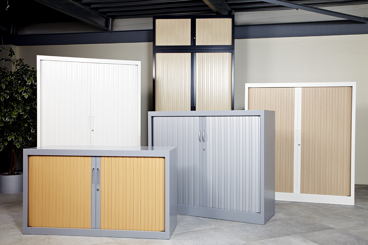 Armoire monobloc en tôle laminée résistante