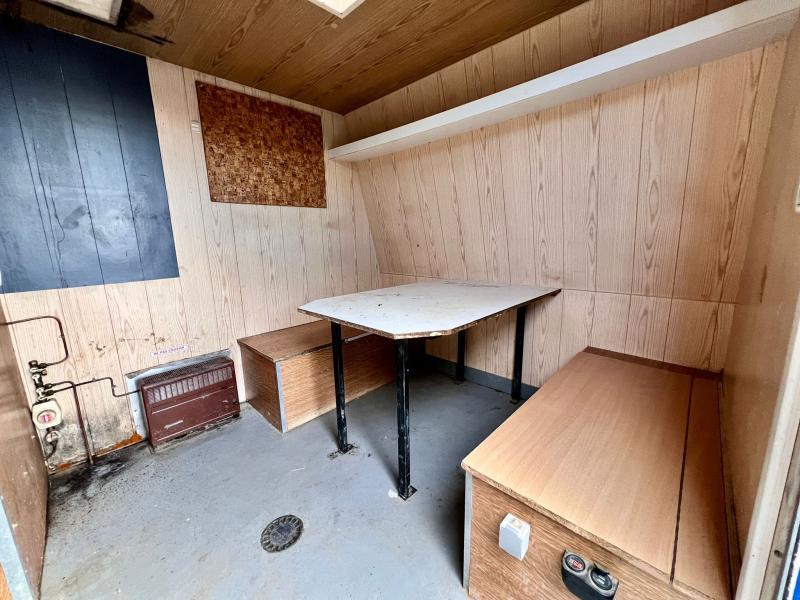 REMORQUE base vie cabane de chantier_9