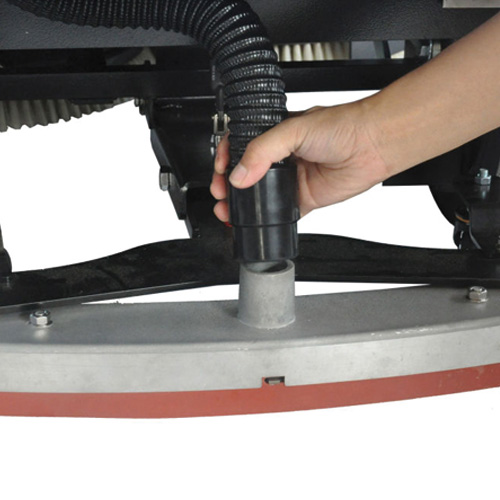 Autolaveuse autoportée T150/100R - nettoyage professionnel des grandes surfaces avec économie d'énergie_9