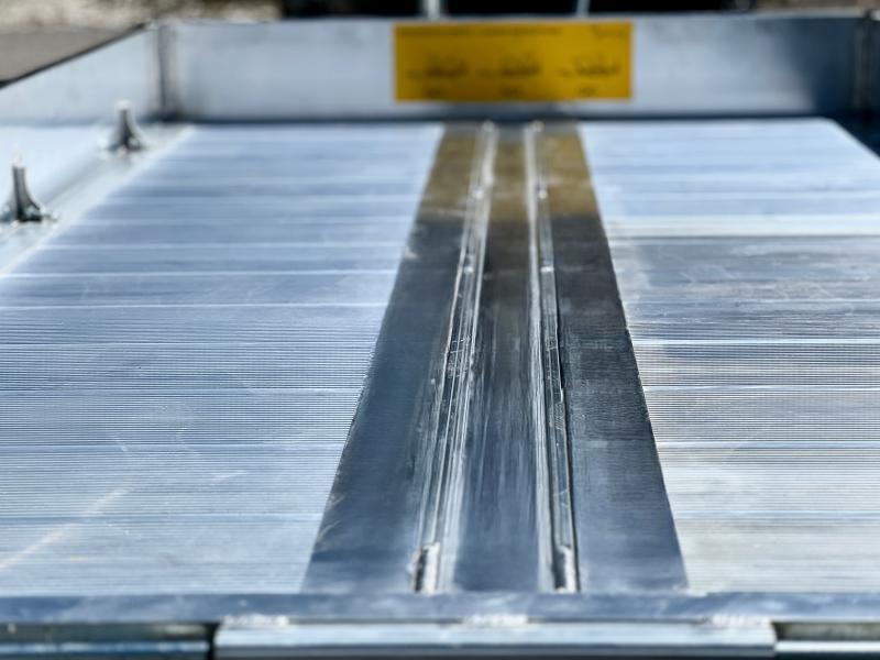 DEFINITIVE CLM Remorque porte engin aluminium 3T5 FLY35_9