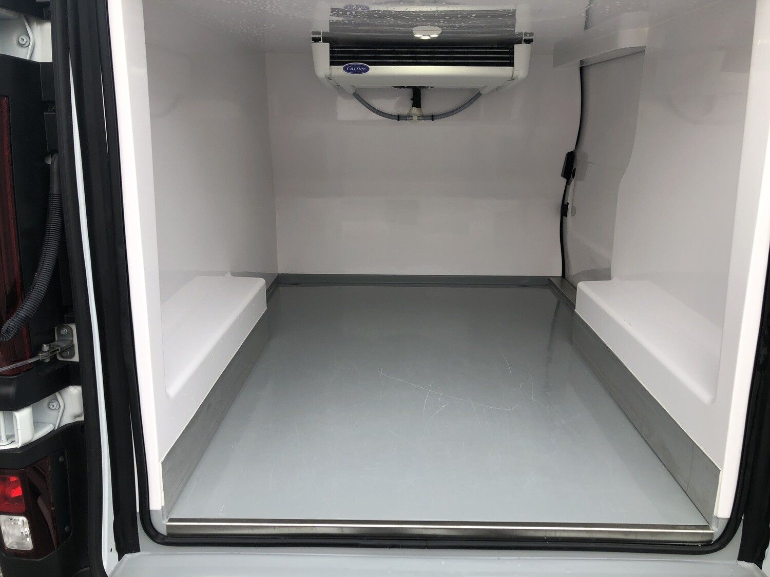 Renault trafic l1 h1 1200 kg 1.6 dci 120 cv e6 confort + climatisation + frigori_9