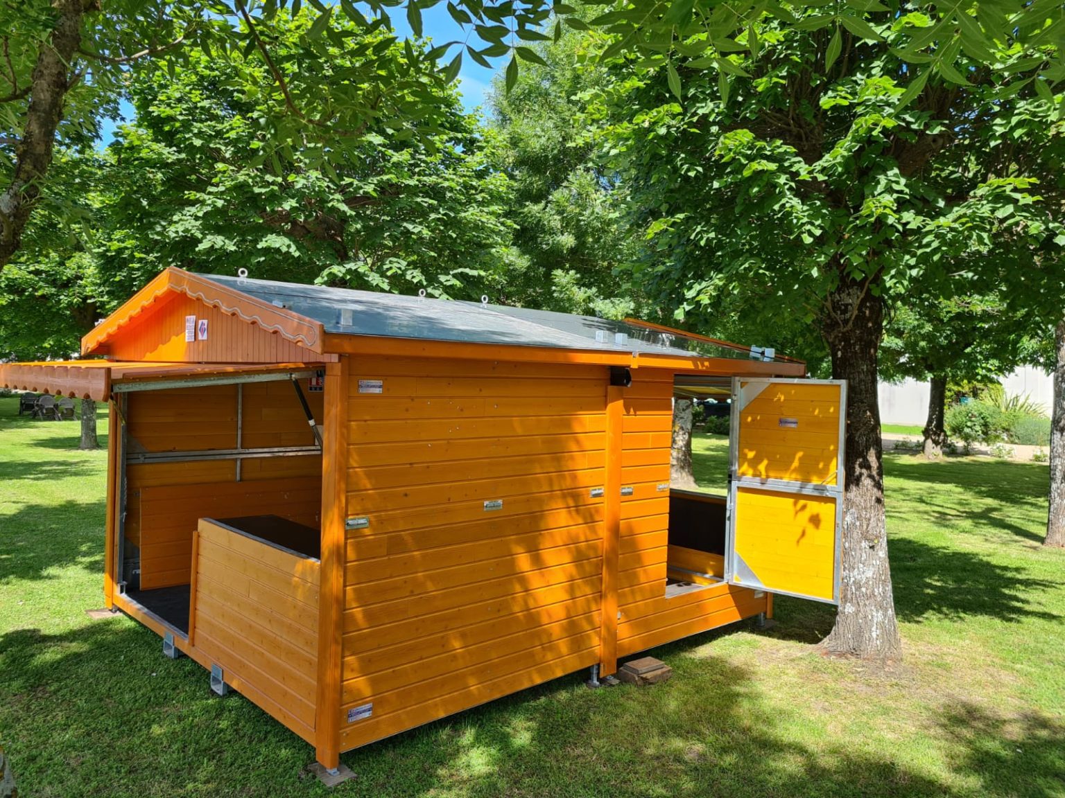 Chalet en bois pliable jumelé - épicéa du Nord 21mm, raccordements fournis, armature en acier galvanisé_9