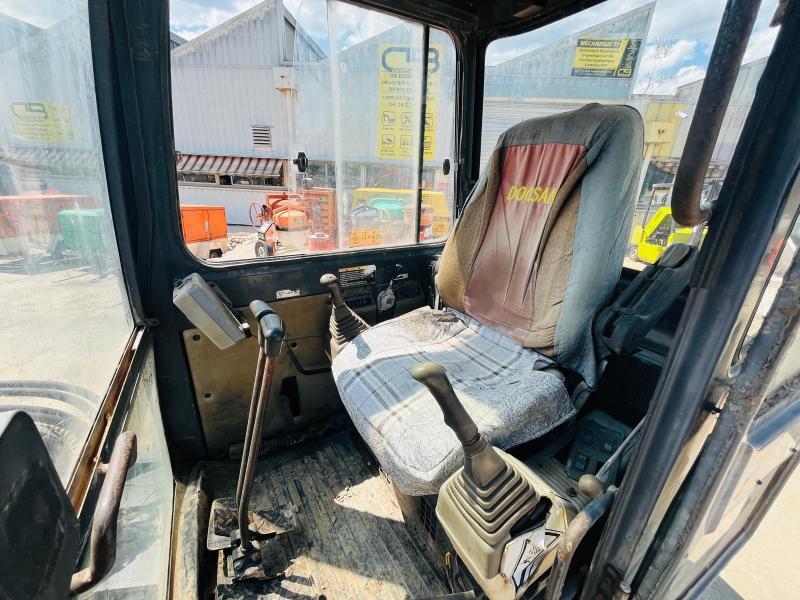 DOOSAN mini pelle 5t dh55_9