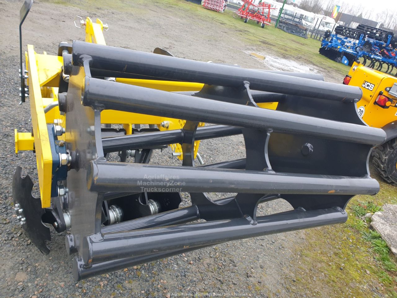 Déchaumeur à disques indépendants pour la vigne, les vergers et le maraîchage - Agroland WINEDISC_9