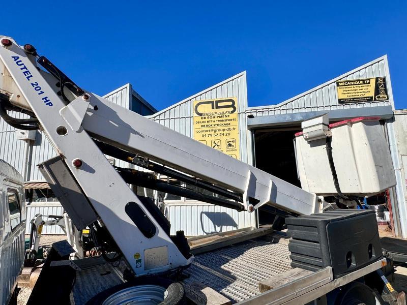 Nissan Cabstar 35.12 NT400_9