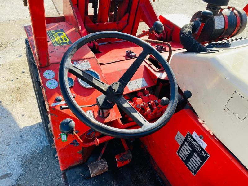 MANITOU MC20P Chariot élévateur tout terrain_9