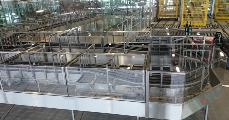 Carter de protection ERPI - Système de protection des outils industriels avec structure inox et portes sécurisées_9