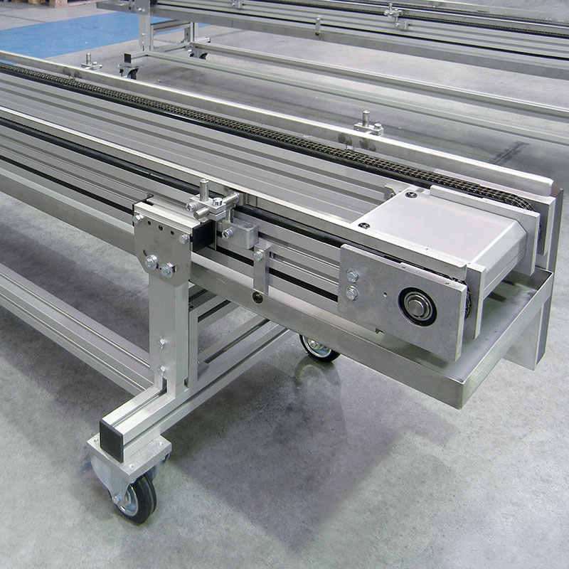 Convoyeur à chaîne KTF-P 2010 - robuste, polyvalent, pour charges lourdes - MK Technology Group_9