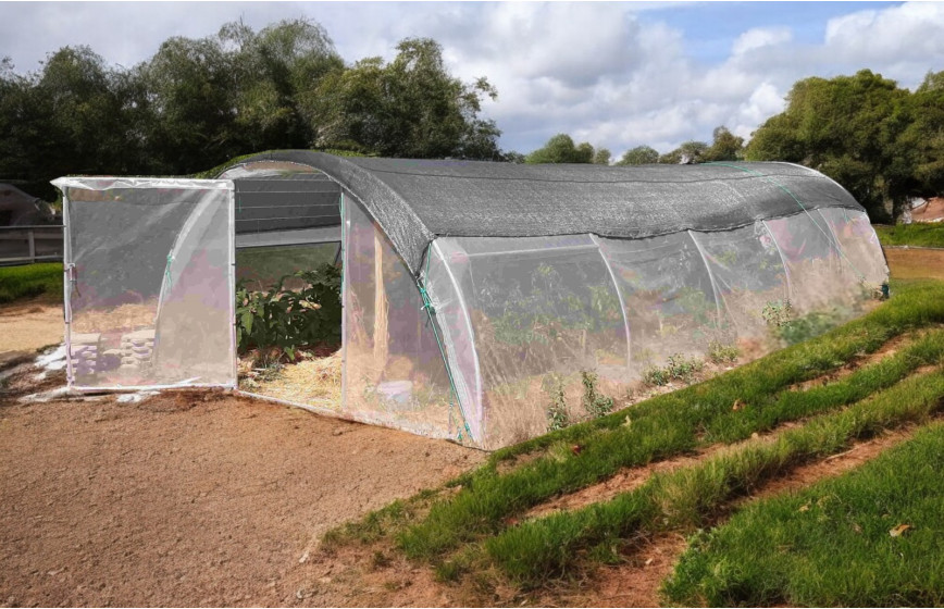 Serre pour légumes à deux portes pivotantes pour une aération naturelle et une accessibilité optimale - Largeur 6m - ABRI LEGUMES_9