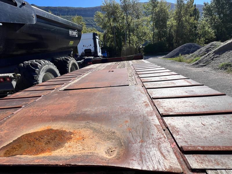 Castera TS243B Remorque porte engins 3 essieux_9