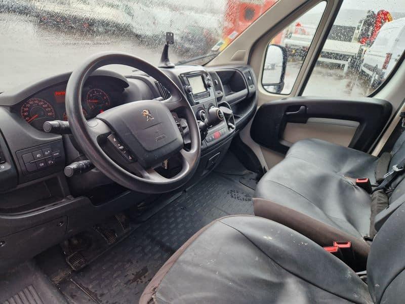 PEUGEOT BOXER Double Cabine 130CV - Utilitaire 7 places - Occasion 87 000 km - 08/2018_9