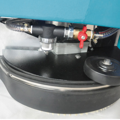 Autolaveuse autoportée T150/85R - autonomie 4h, rendement max 5590/3354m²/h, réservoirs grande capacité_9