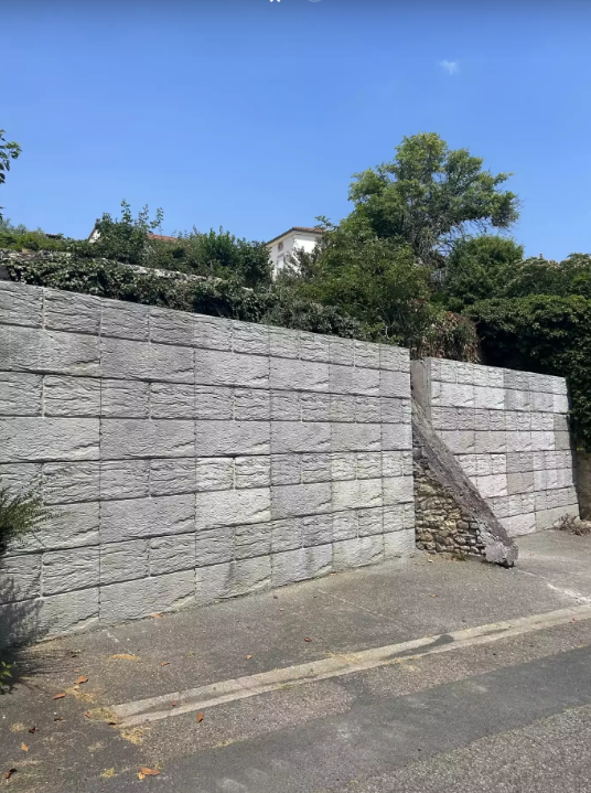 Bloc modulaire droit ou incliné à à 15° ou 22°, sans fondation béton - BETOTITAN XL - Pomel Beton_9